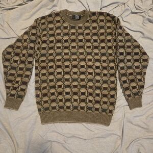 TSR Pullover Print Sweater, Size M